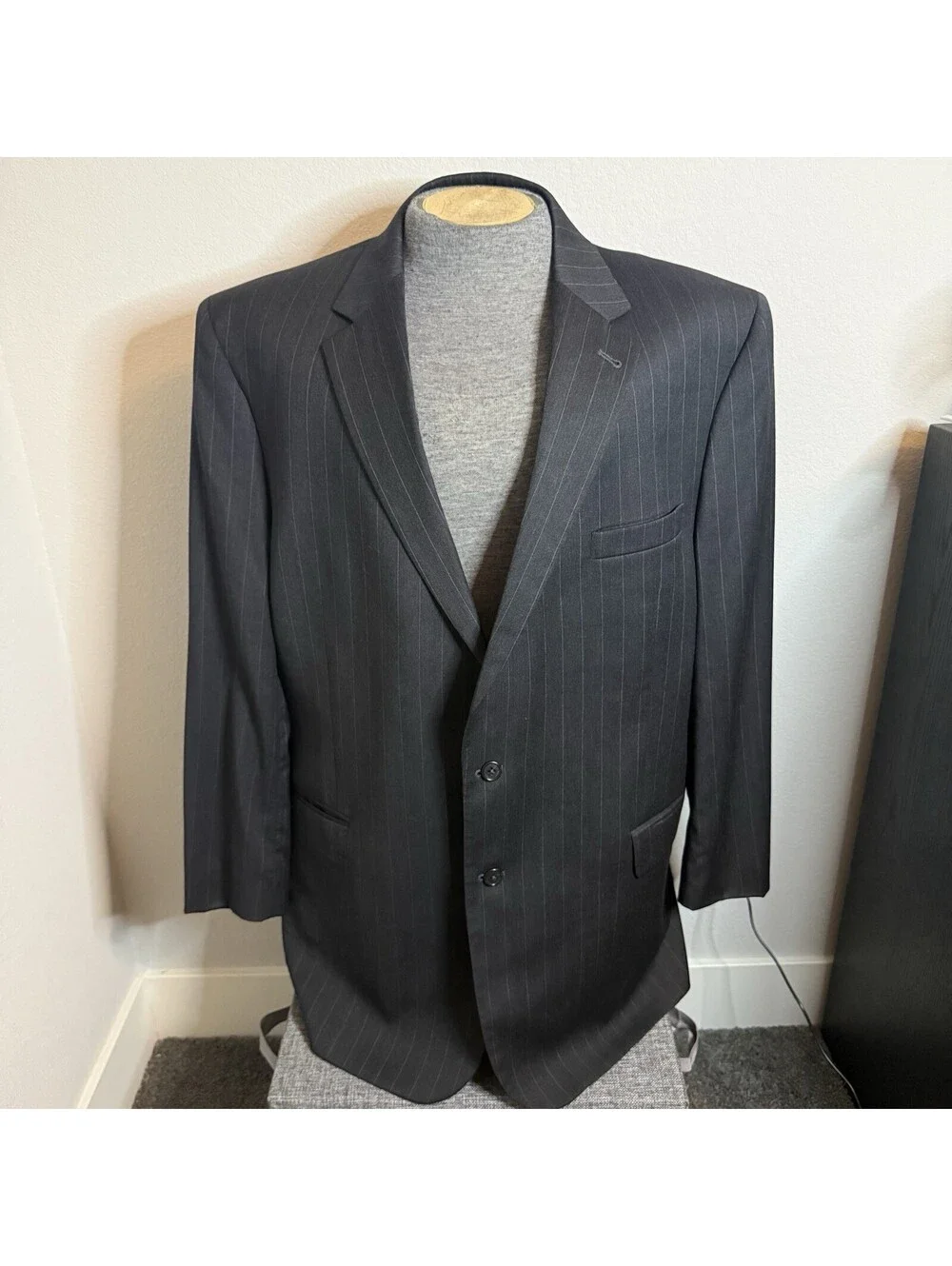 Jos A Bank Signature Suit 48L Pants 40x31 Charcoal Pinstripe 100% Wool